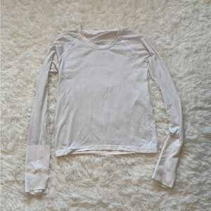 SOLD🚨Lululemon White Striped Swiftly Tech Long Sleeve